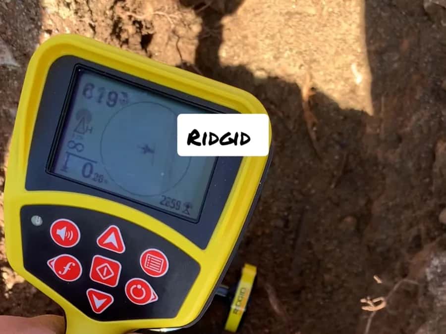 Precizno trasiranje podzemnih cijevi RIDGID opremom za lociranje
